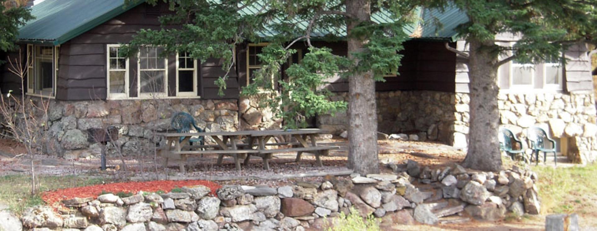 Calamity Peak Lodge & Cabins