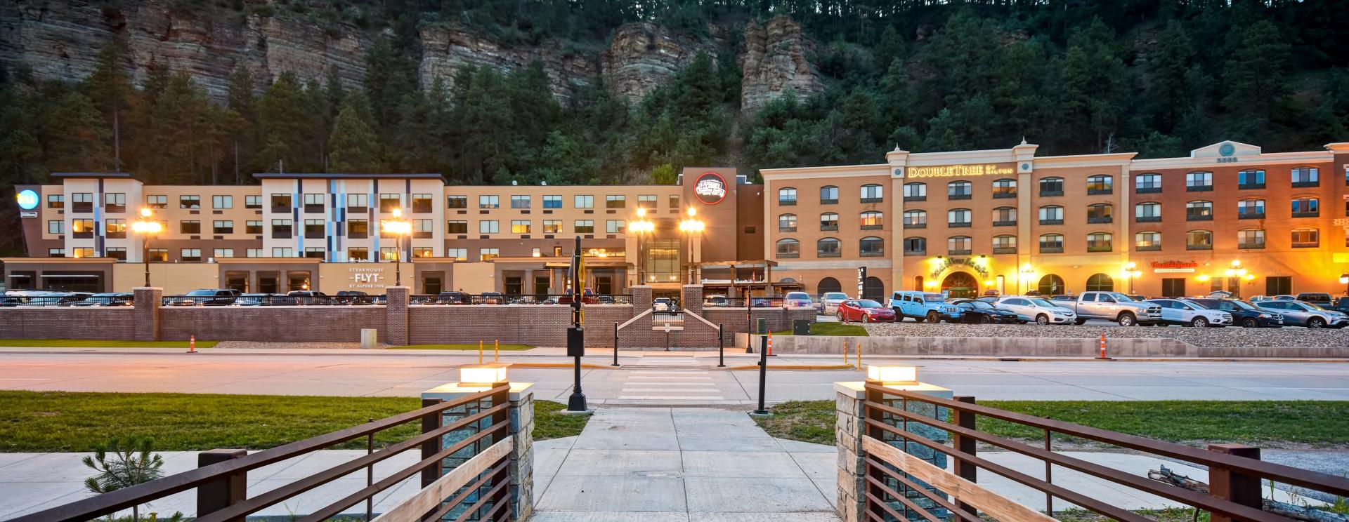 DoubleTree by Hilton Deadwood at Cadillac Jack's® Gaming Resort *